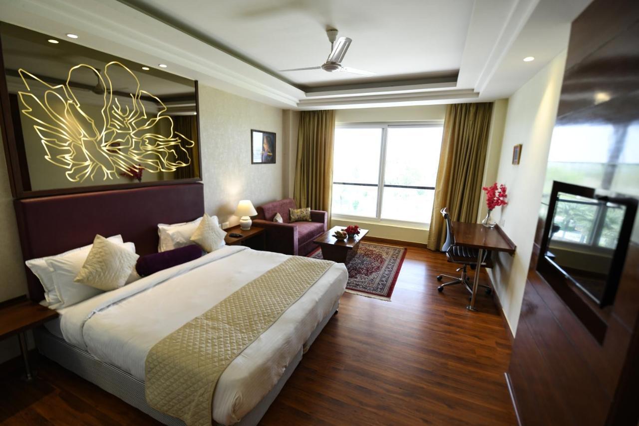 Stardom Resort Jaipur Eksteriør billede