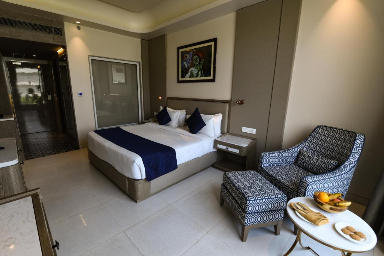 Stardom Resort Jaipur Eksteriør billede