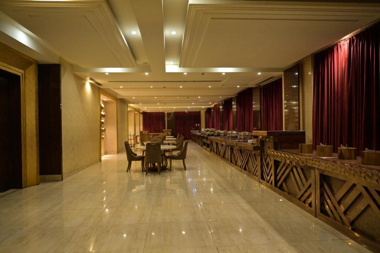 Stardom Resort Jaipur Eksteriør billede
