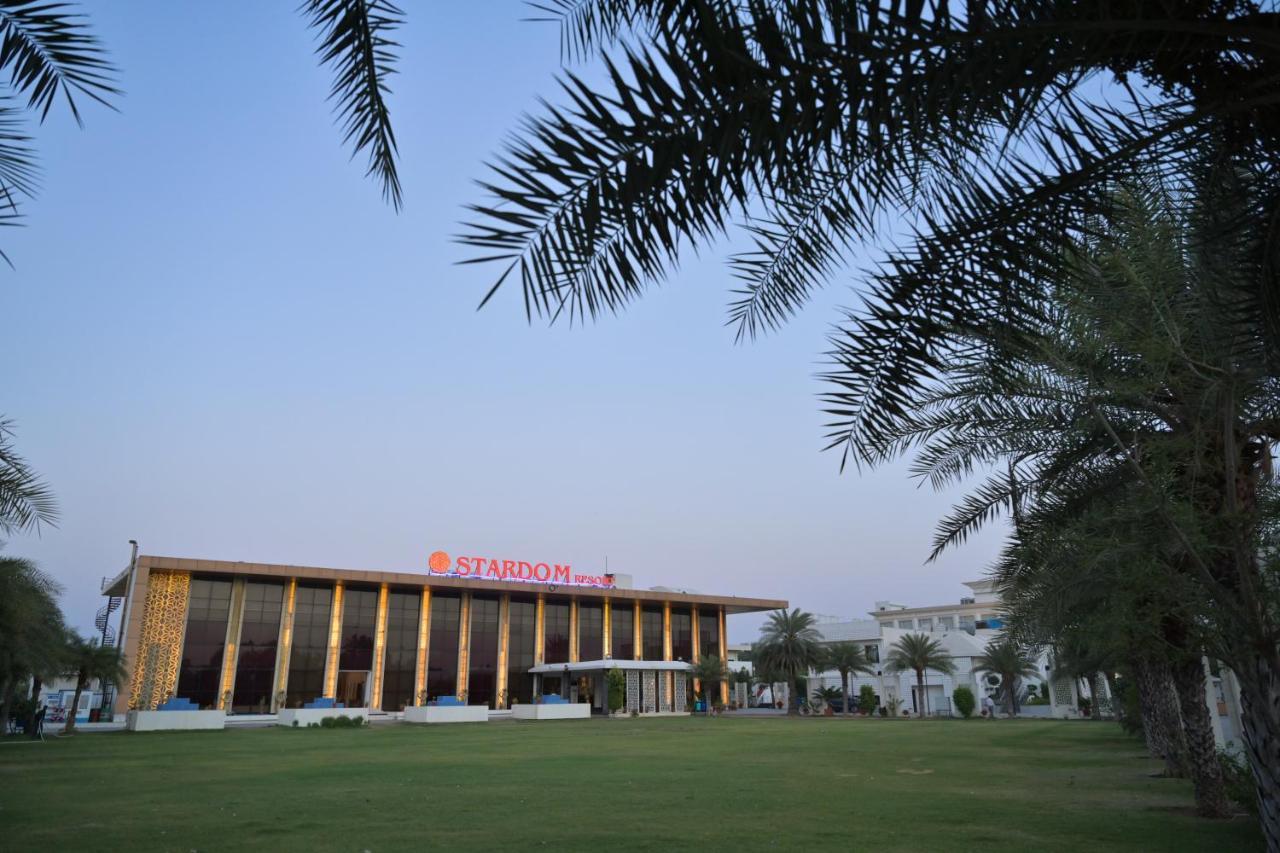 Stardom Resort Jaipur Eksteriør billede