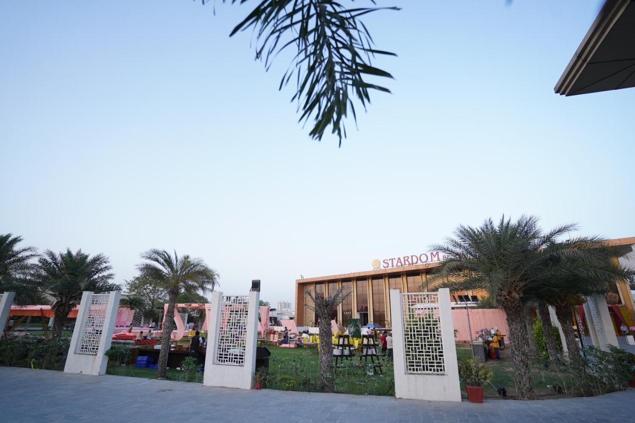 Stardom Resort Jaipur Eksteriør billede